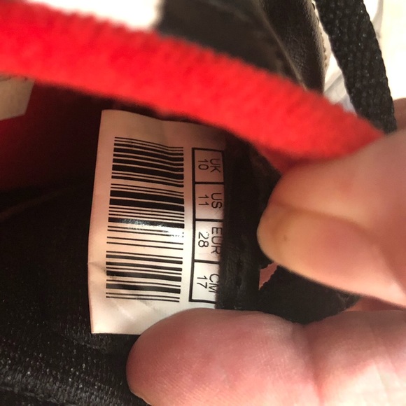 Puma Soccer Cleats - Picture 4 of 4